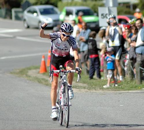 Roulston, Cheatley win Festival race in Christchurch