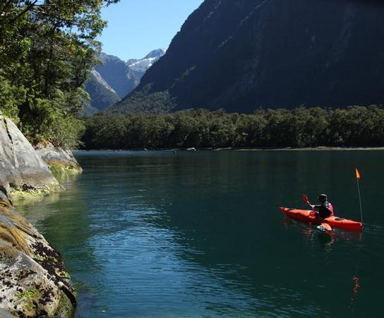 Southern Discoveries to Open Kayak Operation in Milford Sound
