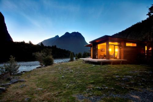 Southern Discoveries buys shares in Milford Sound Lodge