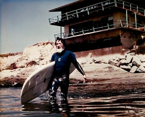 Jack O'Neill Memorial Paddle-outs – A legend has left us but thousands  worldwide keep up his legacy