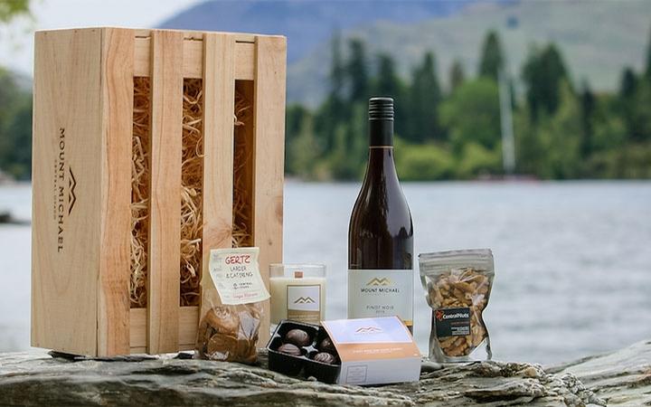 Mountain Michael Gift Hamper - Pinot Gris Scented Candle