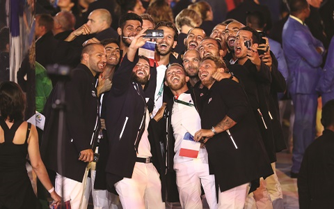 Olympians Capture the Excitement of the Rio 2016 Olympic Games Opening Ceremony through the Samsung Galaxy S7 edge Olympic Games Limited Edition