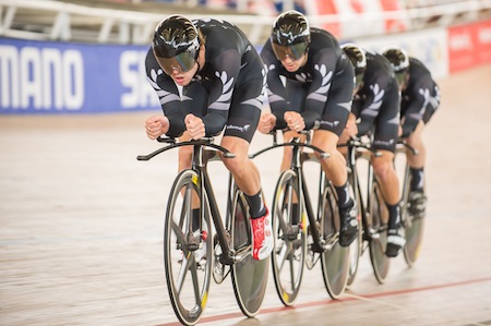 Southland's Pieter Bulling, on the front of the team pursuit at last year's world championships in Cali, is one of the group of rising young stars set for opening day action in Paris. Credit: Guy Swarbrick.