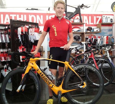 Henri Schoeman with his new bike rebuilt by the team at Mt Eden Cycles.  Credit:  Tri NZ.